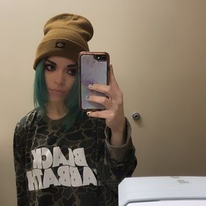 Meet your Posher, Christina